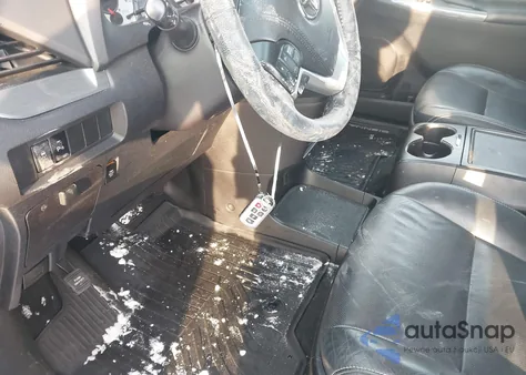 2019 Toyota Sienna Se Premium z USA, uszkodzony, nr VIN 5TDEZ3DC5KS216315